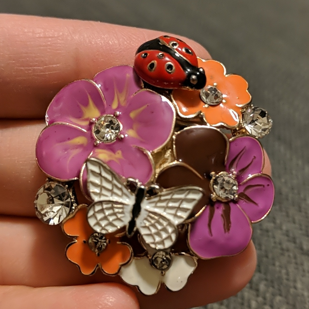 Butterfly and Ladybug Ring - Picture 2 of 6